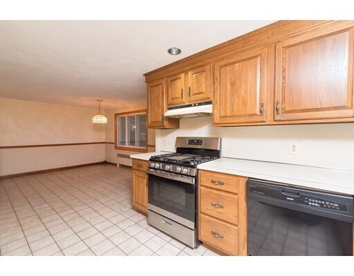 Building Photo - 126 Brookfield Rd