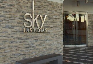 Building Photo - 2700 Las Vegas Blvd S
