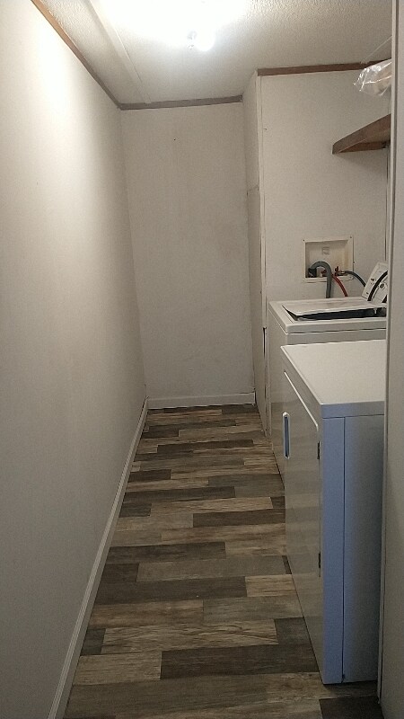 Foto del edificio - 24555 IL-127