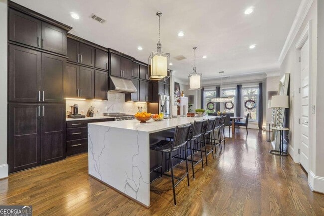 Building Photo - 1098 Briar Cove Cir