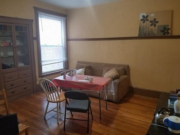 Primary Photo - 128 Glenville Ave