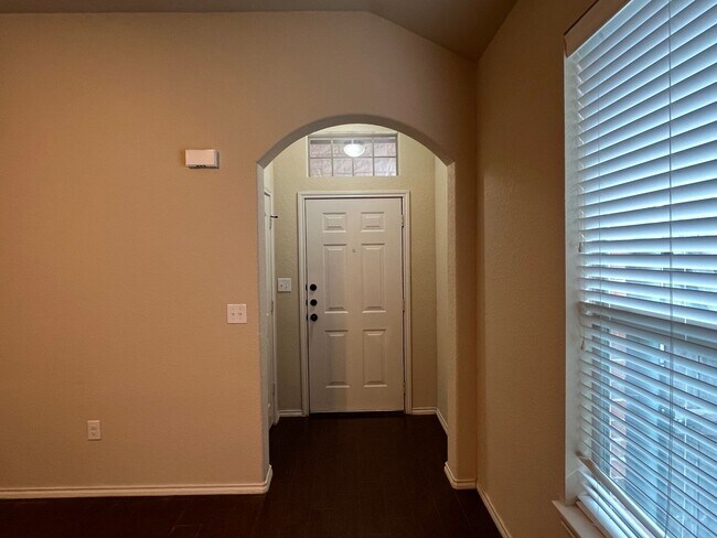 Foto del edificio - 677 Creekside Circle, New Braunfels, TX. 7...