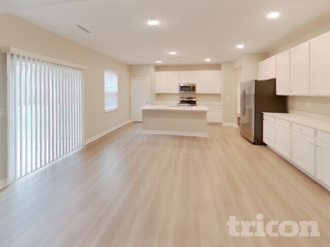 Foto del edificio - 4628 W Mineral Ln