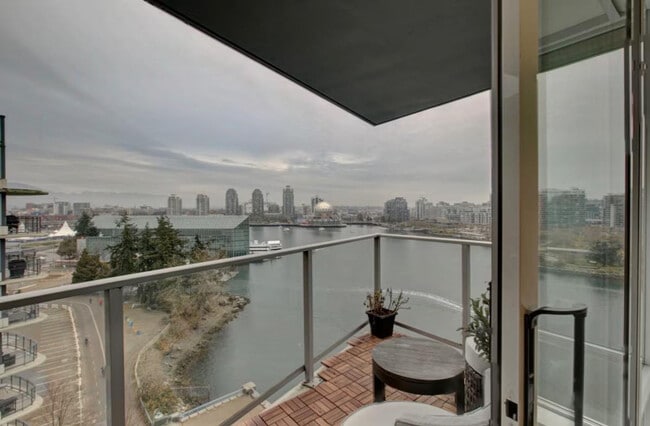 Building Photo - 833 Pacific Blvd