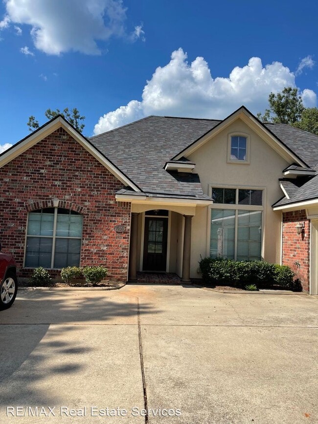 Building Photo - 3 br, 2.5 bath House - 1930 Leeward Cove