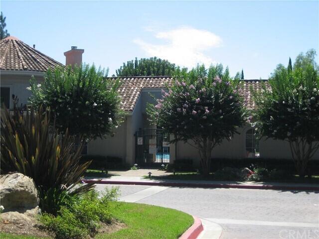 Foto del edificio - 47 Whippoorwill Ln