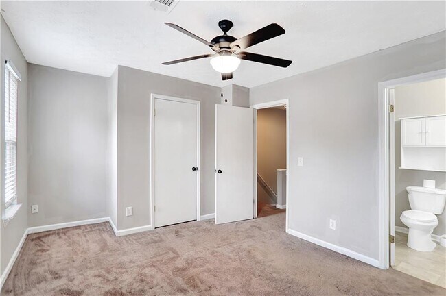 Foto del edificio - 1579 Springleaf Point SE