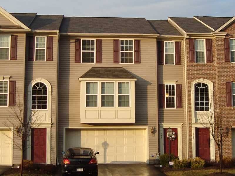 279 Broadstone Dr, Mars, PA 16046 Townhome Rentals in Mars PA
