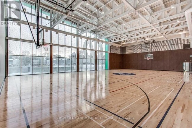 Photo du bâtiment - 117 McMahon Dr