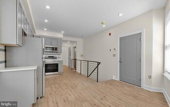 Building Photo - 509 Gorgas Ln