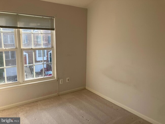 Building Photo - 6357 Cullen Pl
