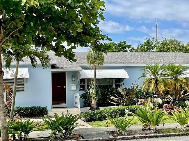 Foto del edificio - 235 Fordham Dr