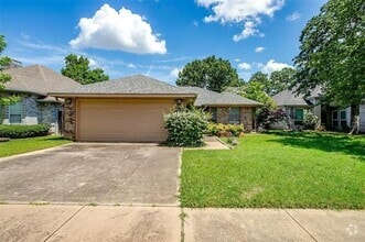 Building Photo - 5909 Kesler Dr