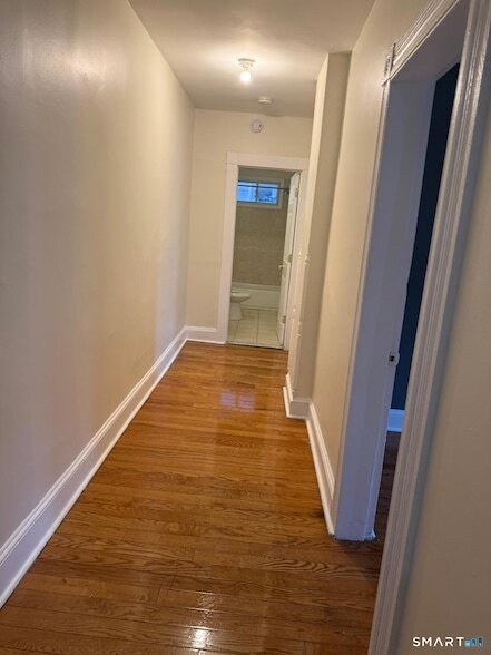 Foto del edificio - 1018 Hancock Ave