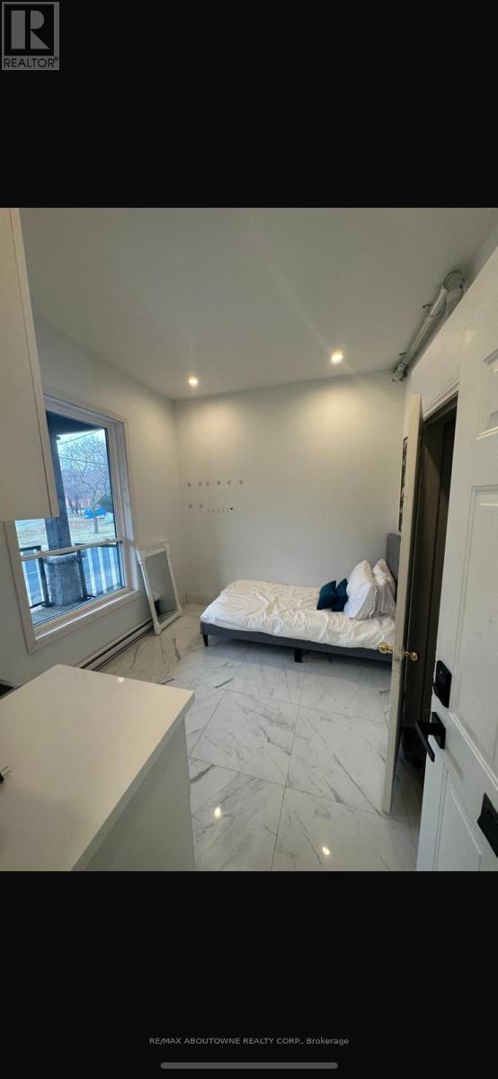 Photo du bâtiment - 66 Wellington St S