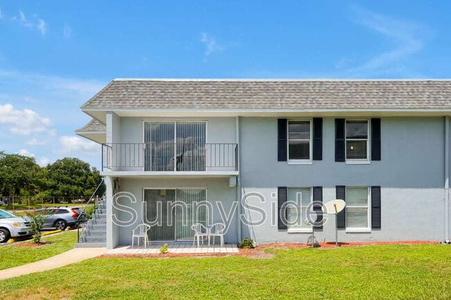 Photo - 915 W. Oak Ridge Road Apartment