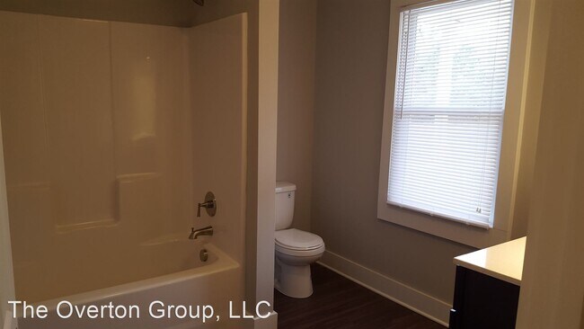 Building Photo - 3 br, 2 bath House - 415 W. 3rd Street