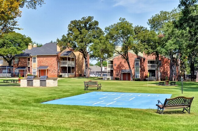 Foto del edificio - Tall Timbers Apartments