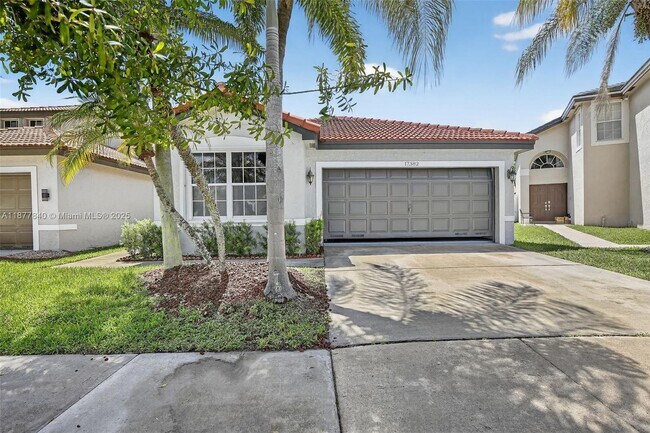 Foto del edificio - 17382 SW 22nd Ct