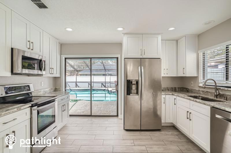 Foto principal - 9406 Pebble Glen Avenue, Tampa, FL, 33647