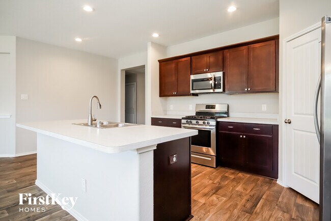 Building Photo - 6406 Indigo Cliff Dr