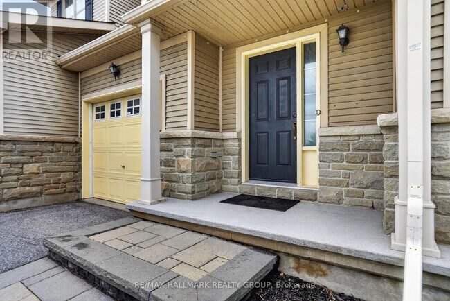 Building Photo - 136 Prem Cir