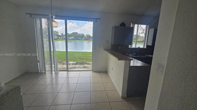Foto del edificio - 2763 SE 15th Rd