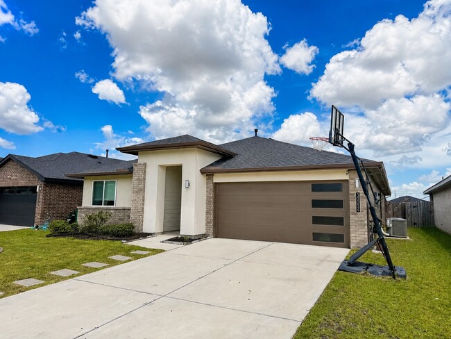 Building Photo - 30014 Violet sky Wy