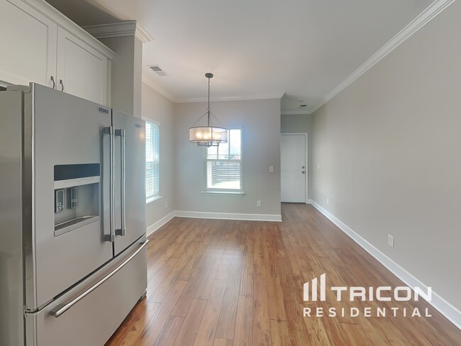 Foto del edificio - 508 Pleasant St