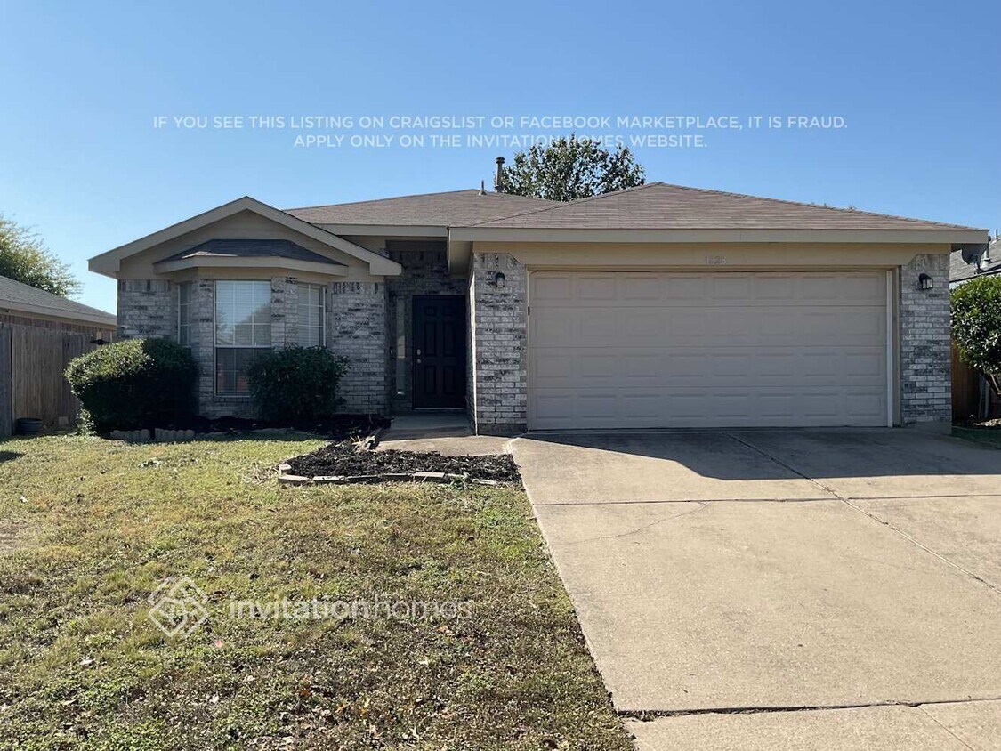 Foto principal - 1828 Cedar Tree Dr