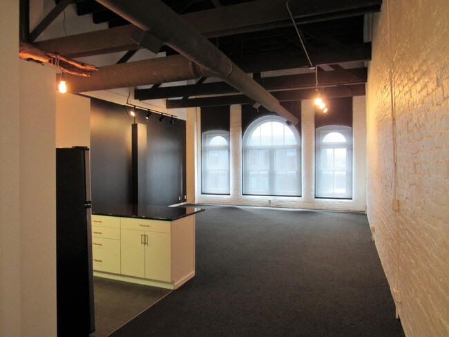 Foto del edificio - Bolts & Nuts Lofts
