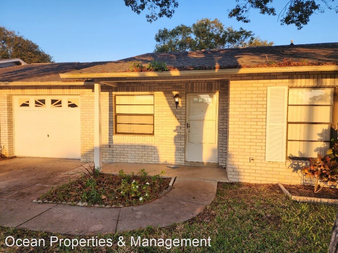 309 Sea Hawk Ct, Edgewater, FL 32141 House Rental in Edgewater, FL