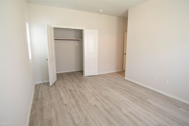 Foto del edificio - 4 br, 2.5 bath House - 5618 Adelaide River Dr