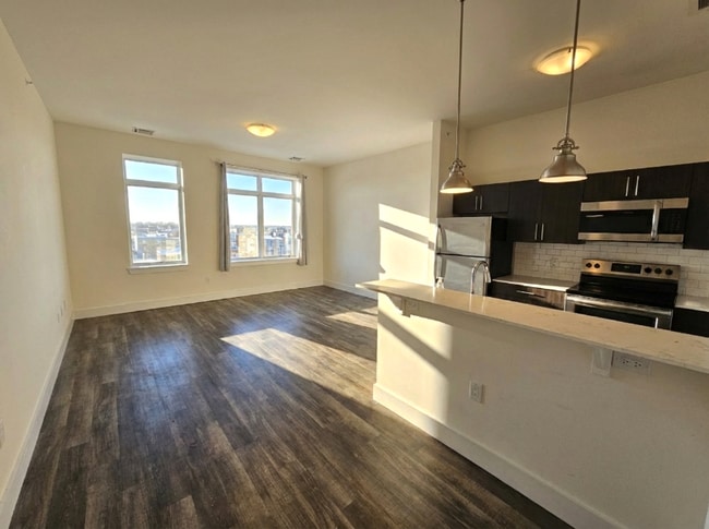 Building Photo - 120 Green St