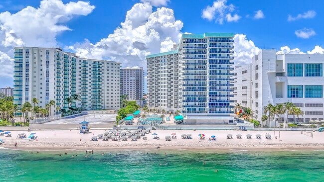 Building Photo - 3725 S Ocean Dr