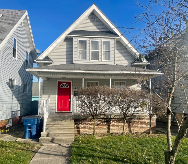 1005 Radcliffe Dr, Toledo, OH 43609 House Rental in Toledo, OH