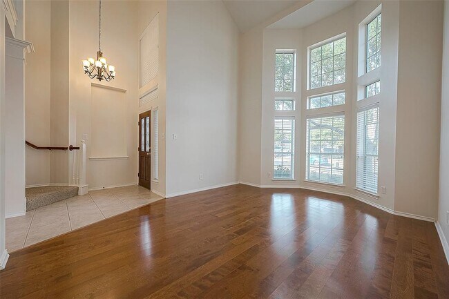 Foto del edificio - 21411 Willow Glade Dr