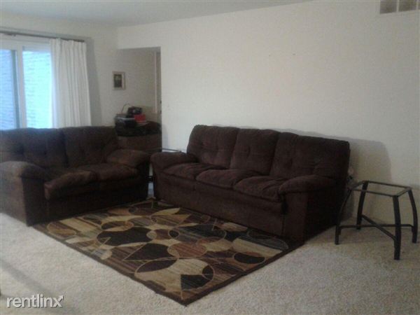 Foto del edificio - 1020 Country Club Dr