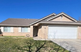 Building Photo - 1480 Bentley Dr