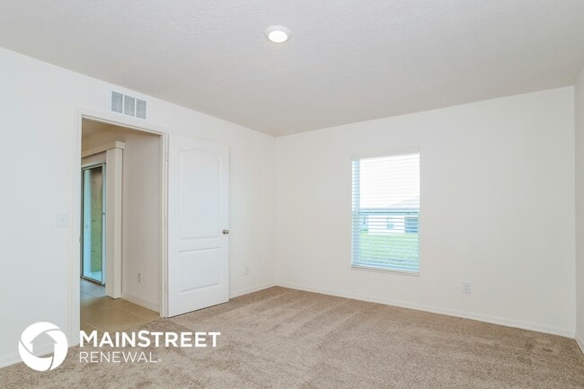 Foto del edificio - 1740 Canaan Lp