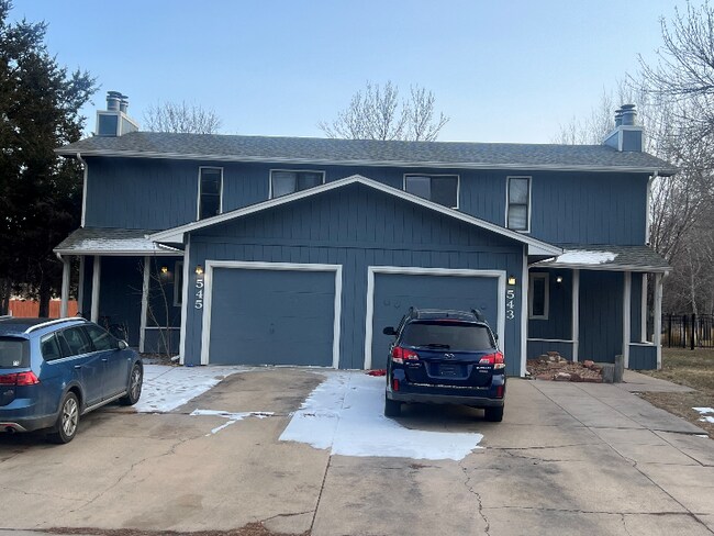 Building Photo - 543 Strachan Dr