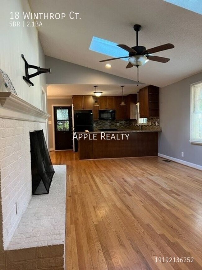 Building Photo - 18 Winthrop Ct.-5 Bedroom, 2.5 Bath house ...