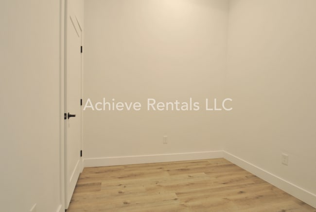 Building Photo - Westfield Lofts - Bay 8