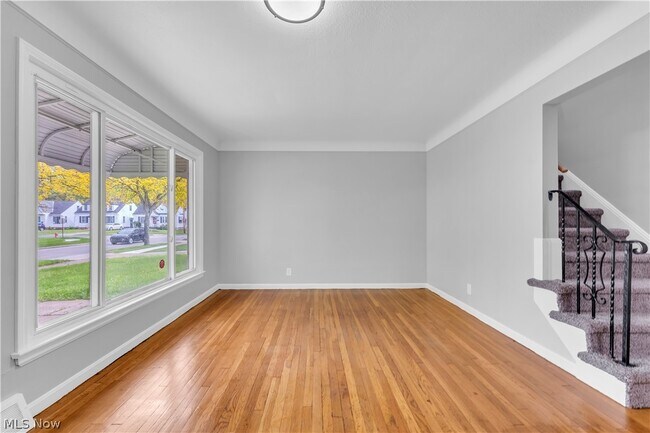 Foto del edificio - 5688 E 141st St