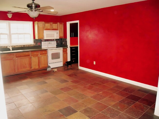 Building Photo - 1572 Eagleton Ln