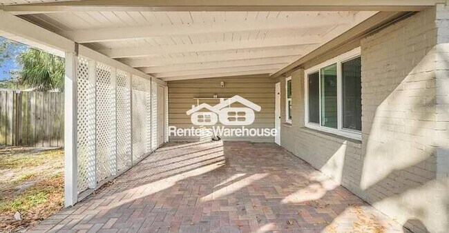 Foto del edificio - Just reduced! Renovated 3/1.5 Single Family Home in South Tampa Near MacDill