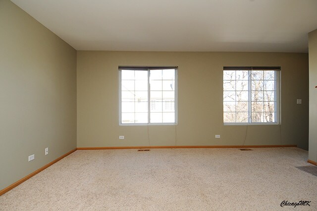 Building Photo - 269 Windsor Ct