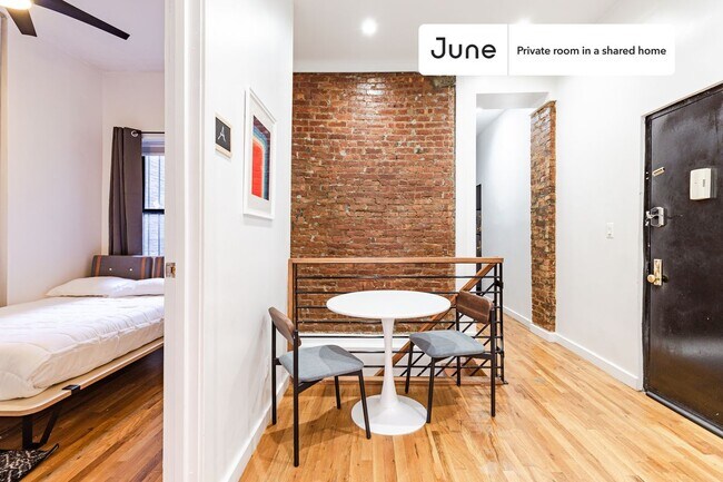 Foto del edificio - Room in Shared 4 bed/2 bath home