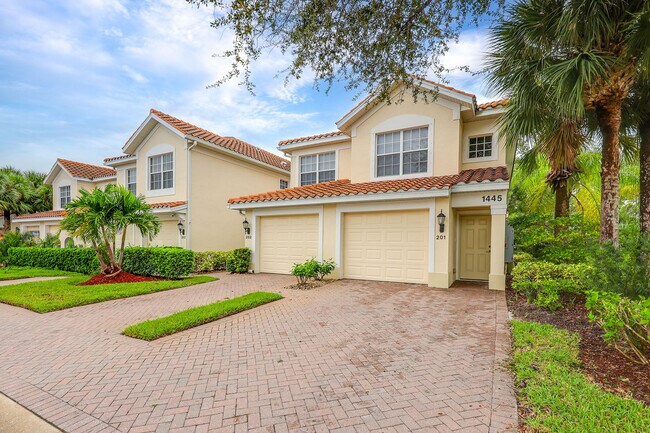Foto del edificio - 1445 Tiffany Ln