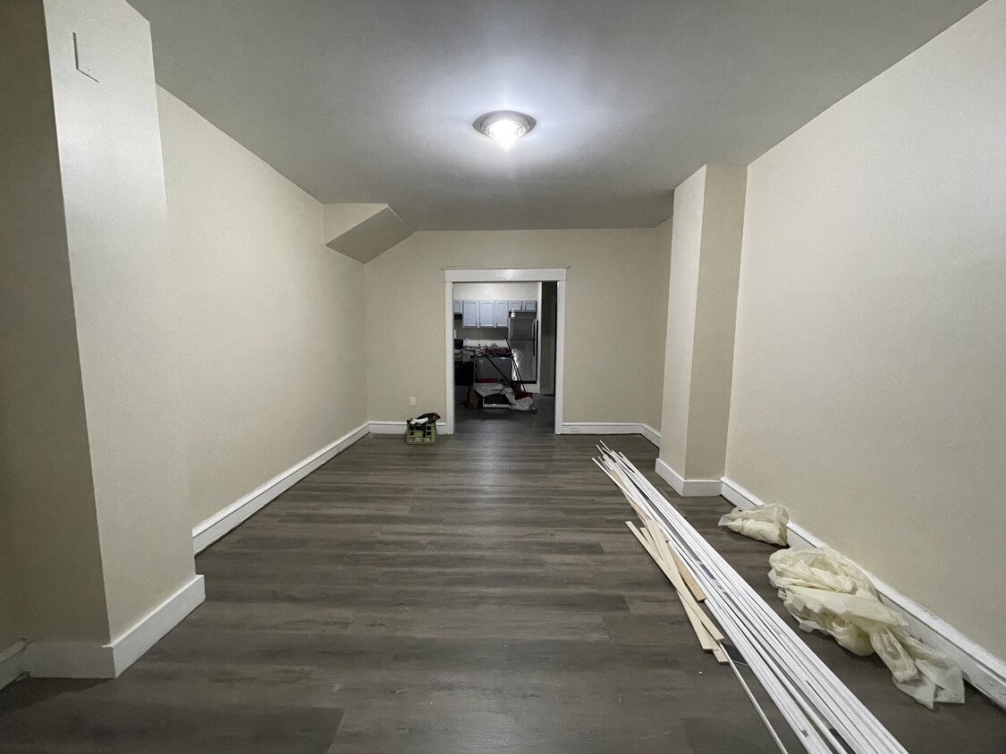 Living room - 5431 Sansom St